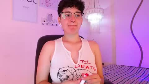Snapshot of jero_harper1 chatting on 09-14-25, 06:40 jero harper1 online show from 09-14-25, 06:40