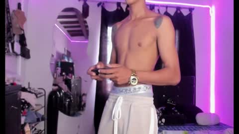 Tapion online show from 03-11-25, 03:12