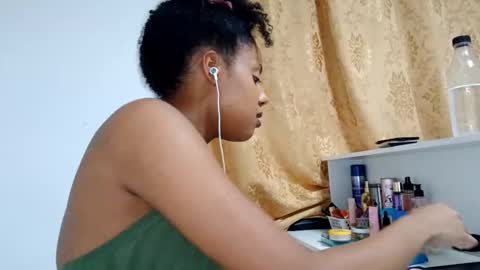 Bella online show from 03-01-26, 10:01