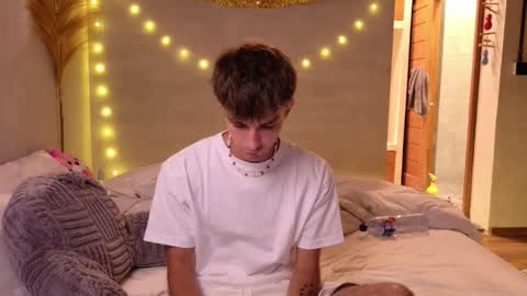 Snapshot of jerry_lucky chatting on 03-28-26, 08:41 Jerry online show from 03-28-26, 08:41