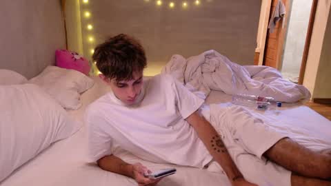 Snapshot of jerry_lucky chatting on 04-07-26, 04:57 Jerry online show from 04-07-26, 04:57