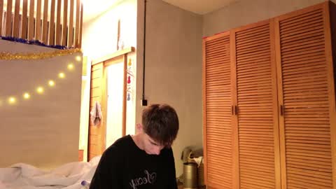 Snapshot of jerry_lucky chatting on 04-16-26, 03:57 Jerry online show from 04-16-26, 03:57