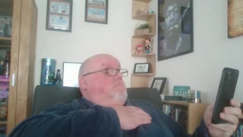 Harry online show from 04-07-26, 07:42