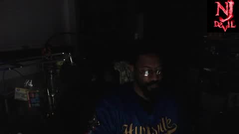 Snapshot of jerzey2k2 chatting on 04-17-26, 02:25 Jerzey2k2 aka the Alpha online show from 04-17-26, 02:25