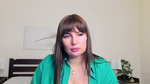 Snapshot of jes_leone chatting on 07-13-26, 08:22 JESS online show from 07-13-26, 08:22