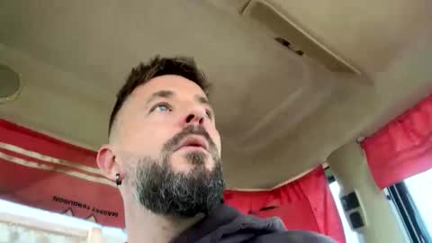 jesaj online show from 01-17-26, 10:31