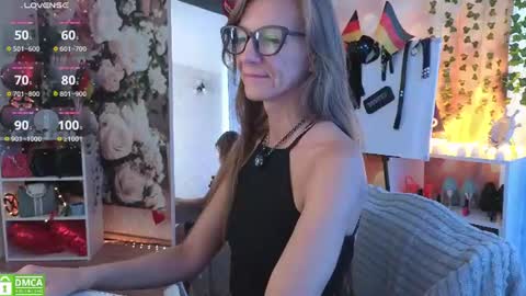 jesica_moon_peachyy online show from 06-21-26, 04:48