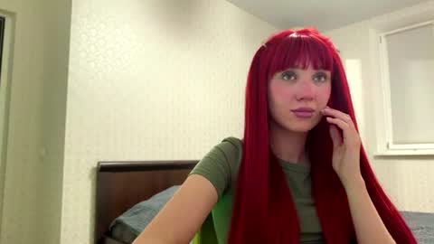 Snapshot of jesikahunter chatting on 06-18-26, 10:03 Jesi online show from 06-18-26, 10:03
