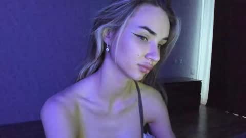 Snapshot of jess1ca_rabb1t chatting on 11-15-25, 03:26 jess1ca_rabb1t online show from 11-15-25, 03:26