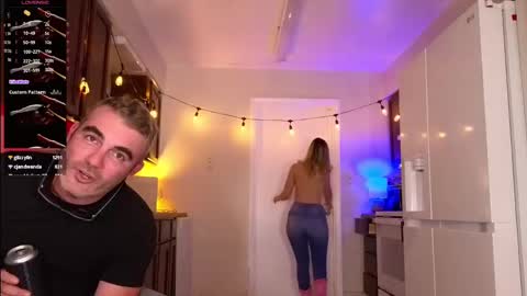 Snapshot of jess_boots chatting on 01-08-25, 05:27 boots12345678 online show from 01-08-25, 05:27