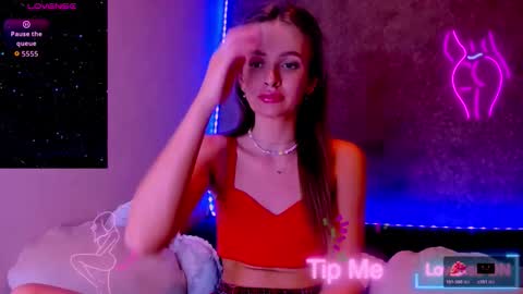 Snapshot of jess_kahawaty chatting on 12-21-25, 10:50 Jess online show from 12-21-25, 10:50