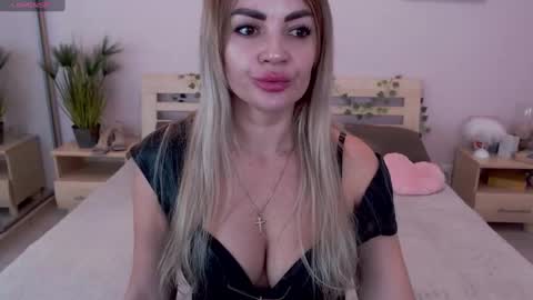 Jessa Bellucci online show from 01-10-25, 07:04