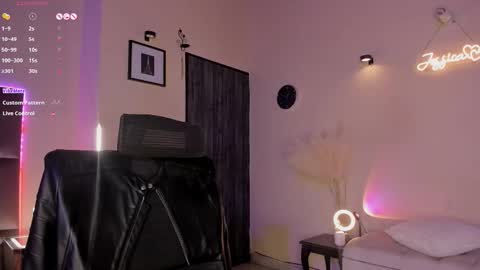 itsjesscollen online show from 01-15-26, 07:24