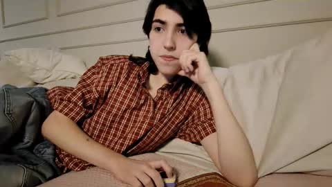 Snapshot of jesse_estrella chatting on 10-10-25, 07:13 Jesee Estrella online show from 10-10-25, 07:13