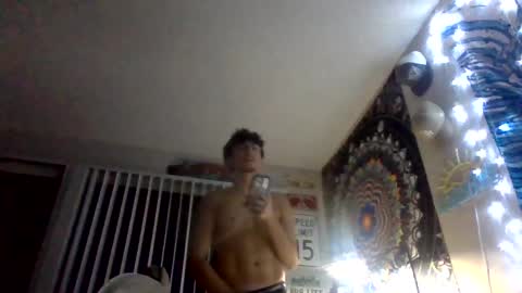 Snapshot of jessecalloway chatting on 09-22-25, 04:03 jchotguy online show from 09-22-25, 04:03