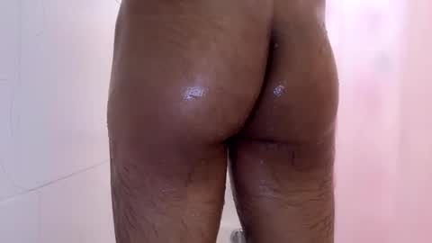 Hungjessy online show from 01-17-25, 07:27