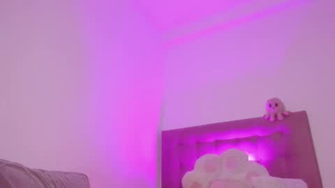 Jess online show from 01-14-25, 03:11