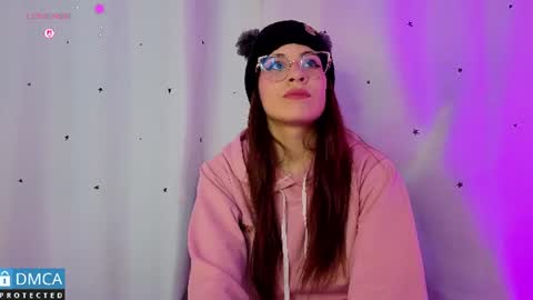 Snapshot of jessi_walker chatting on 06-17-26, 02:58 Jessi online show from 06-17-26, 02:58