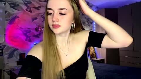 Snapshot of jessica1west chatting on 04-25-26, 04:48 Jessica hot online show from 04-25-26, 04:48