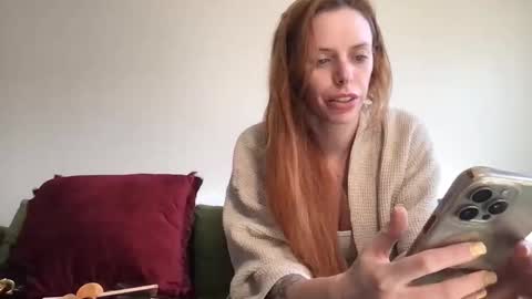 Snapshot of jessica_aaren chatting on 04-04-26, 05:32 Jessica Aaren online show from 04-04-26, 05:32