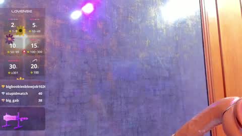 Snapshot of jessica_glow chatting on 01-09-25, 10:20 Jessi online show from 01-09-25, 10:20