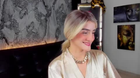 Snapshot of jessica_lisbon chatting on 04-19-26, 02:38 Jessica online show from 04-19-26, 02:38