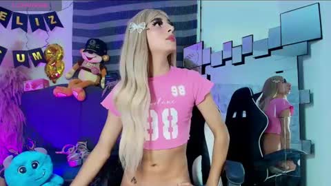 Snapshot of jessica_tan chatting on 06-20-26, 07:33 jessica_tan online show from 06-20-26, 07:33