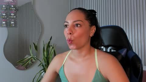 Snapshot of jessica_taylor_22 chatting on 03-15-26, 12:44 jessica_taylor_22 online show from 03-15-26, 12:44