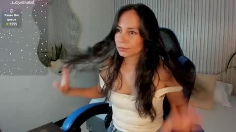 Snapshot of jessica_taylor_22 chatting on 03-31-26, 07:25 jessica_taylor_22 online show from 03-31-26, 07:25
