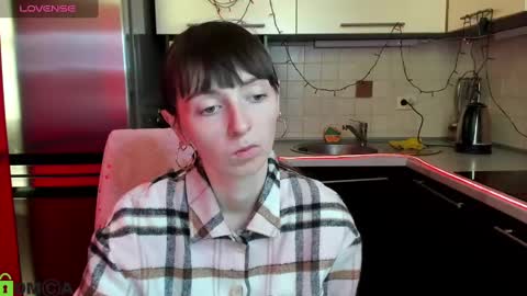 jessicaforris online show from 02-25-25, 07:52