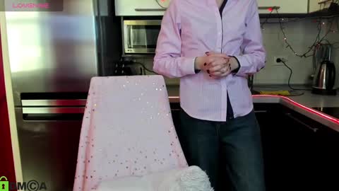 jessicaforris online show from 03-10-25, 07:32