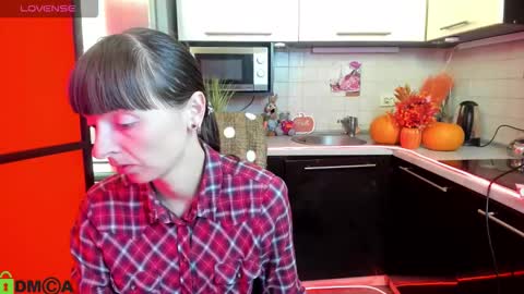 jessicaforris online show from 09-27-25, 07:02