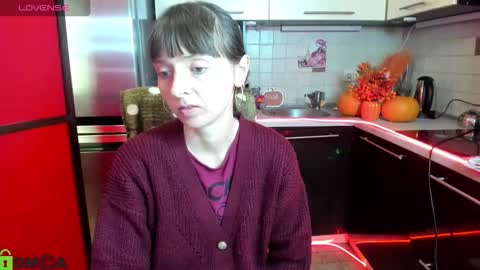 jessicaforris online show from 09-30-25, 07:13