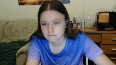 Snapshot of jessicaholland1 chatting on 06-07-26, 06:44 jessicaholland1 online show from 06-07-26, 06:44