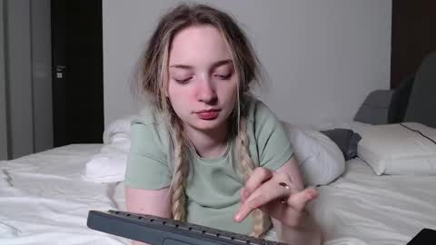 Jessica online show from 06-02-26, 10:01