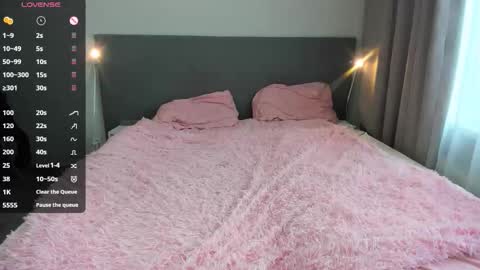 JessicaMooon online show from 03-26-26, 05:46