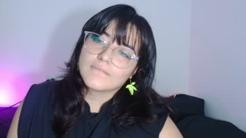 jessicared18 online show from 10-21-25, 02:18