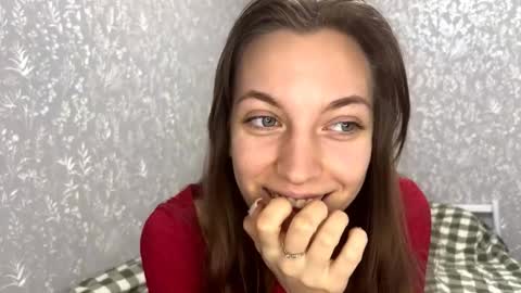 Marie online show from 01-10-26, 05:26