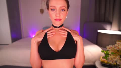 Snapshot of jessideen chatting on 01-24-25, 08:02 Jessica online show from 01-24-25, 08:02