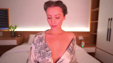 Snapshot of jessideen chatting on 09-20-25, 09:21 Jessica online show from 09-20-25, 09:21