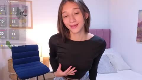 Snapshot of jessie__02 chatting on 01-18-25, 02:33 Jess online show from 01-18-25, 02:33