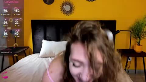 Jessie online show from 03-08-25, 04:23