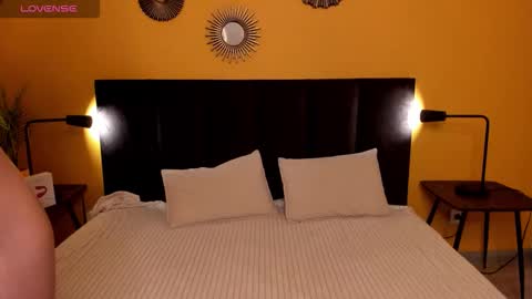 Jessie online show from 10-06-25, 03:04