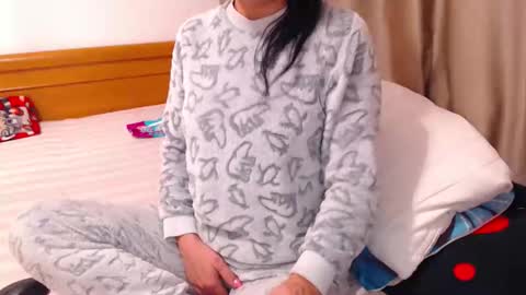 jessiestar3 online show from 03-24-26, 12:59