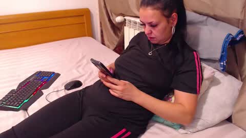 jessiestar3 online show from 05-24-26, 11:54