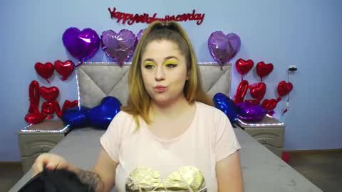 Jess online show from 02-20-25, 07:12