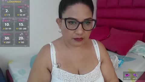 Snapshot of jessikahorny chatting on 06-07-26, 12:53 paola online show from 06-07-26, 12:53