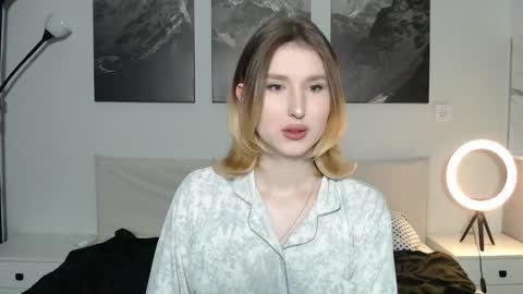 jessstonem online show from 11-26-25, 09:49