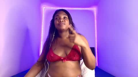 Snapshot of jessten1 chatting on 11-06-25, 05:52 jessten1 online show from 11-06-25, 05:52