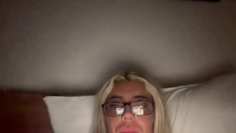 jesswilde_xoxox online show from 04-10-26, 02:00